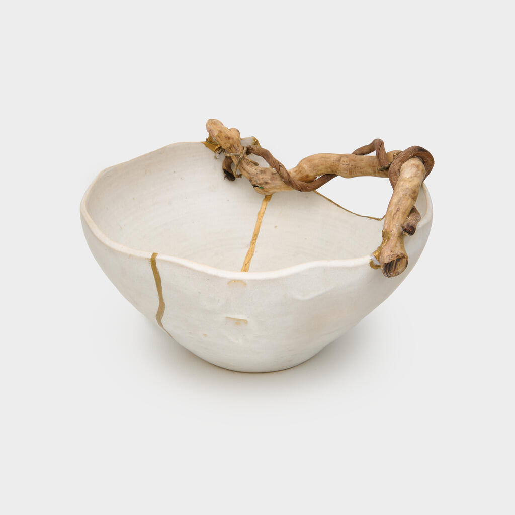 VASO CERÂMICA CRU DOURADO COCAR COM TRONCO