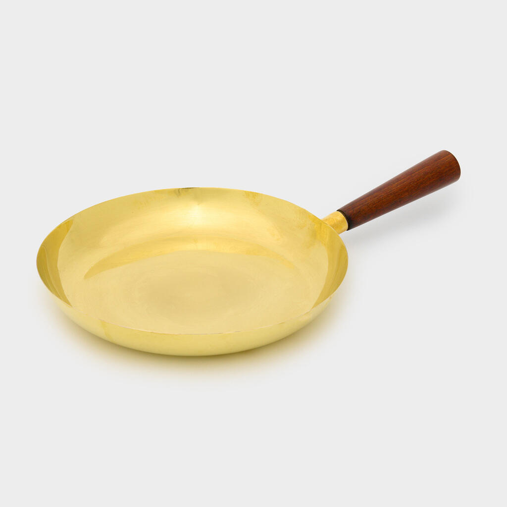 FRIGIDEIRA DOURADA ALÇA MADEIRA