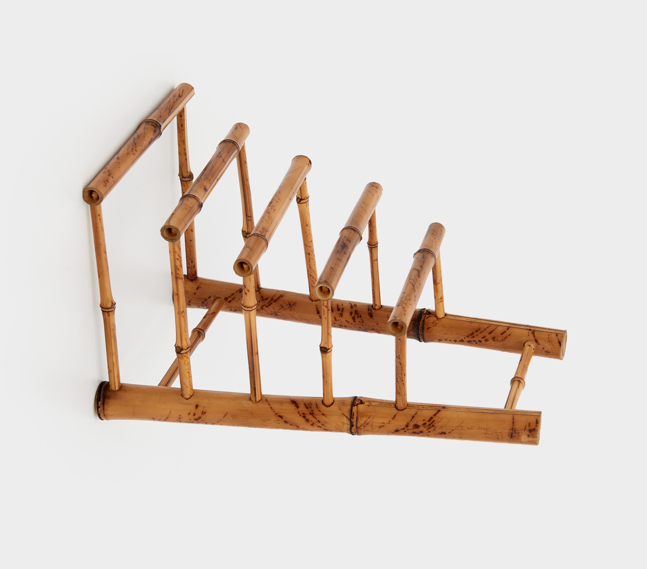 SUPORTE BAMBU DIVISORIAS