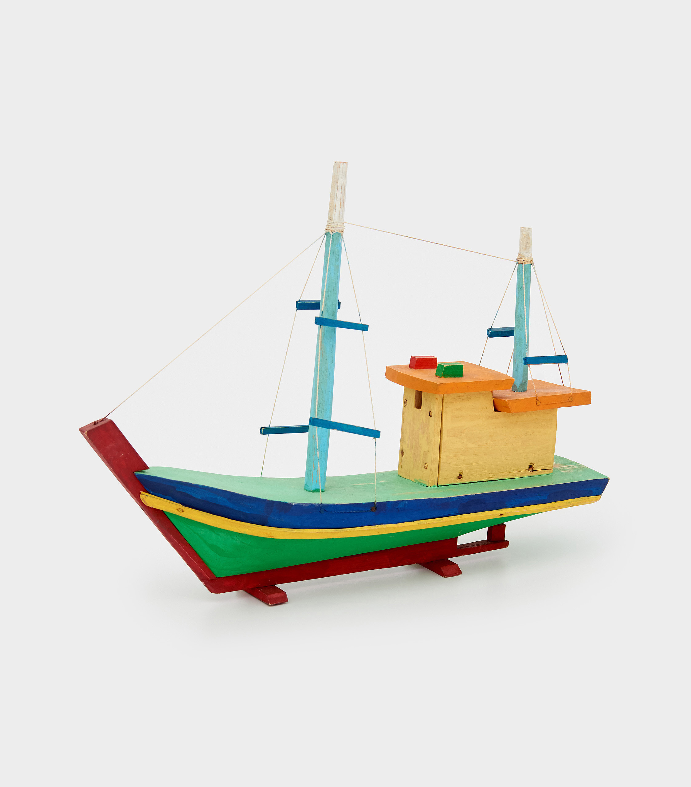 ESCULTURA BARCO MADEIRA COLORIDO 0,35 G