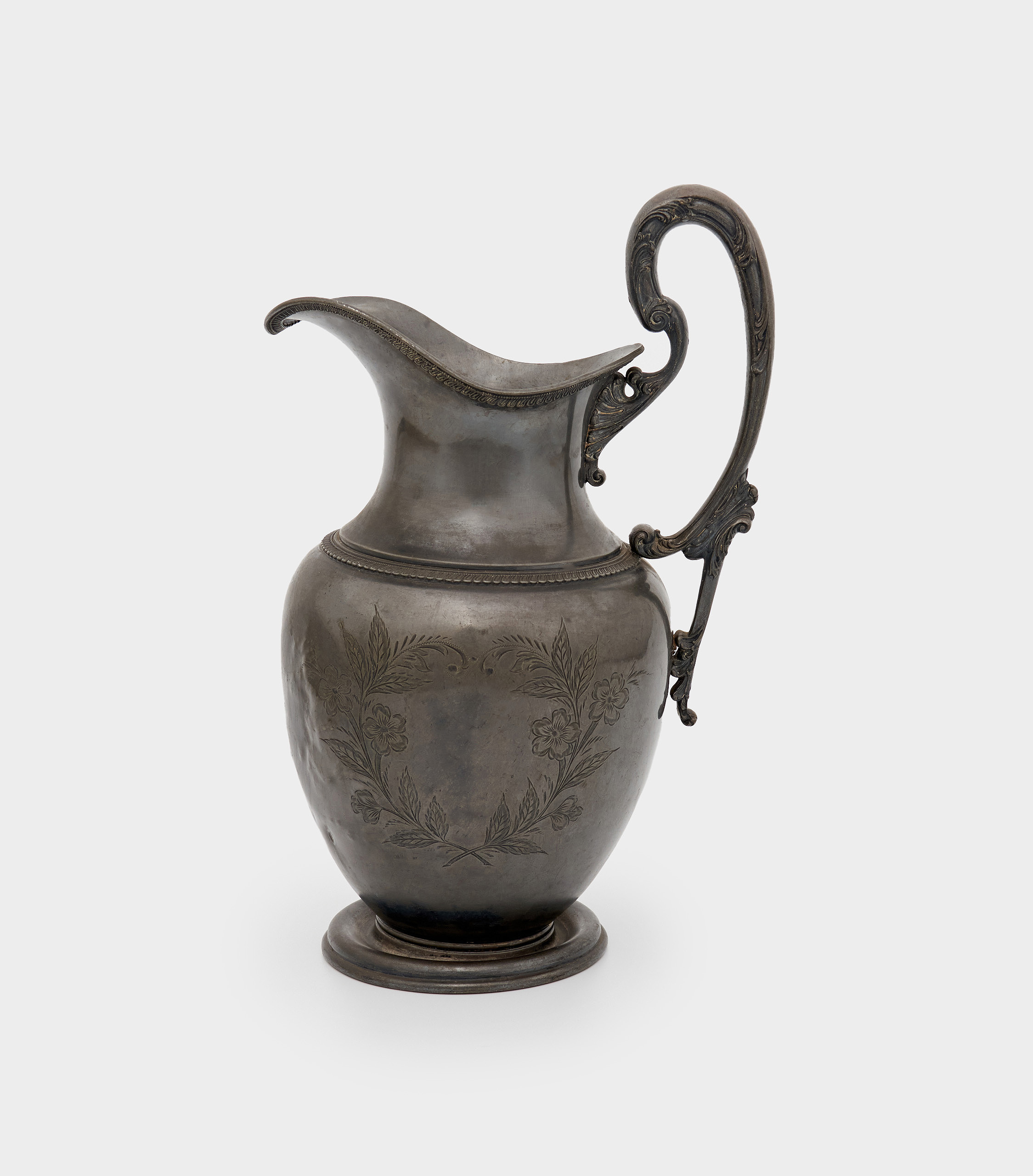 JARRA GOMIL ESTANHO TRABALHADA FLORAL