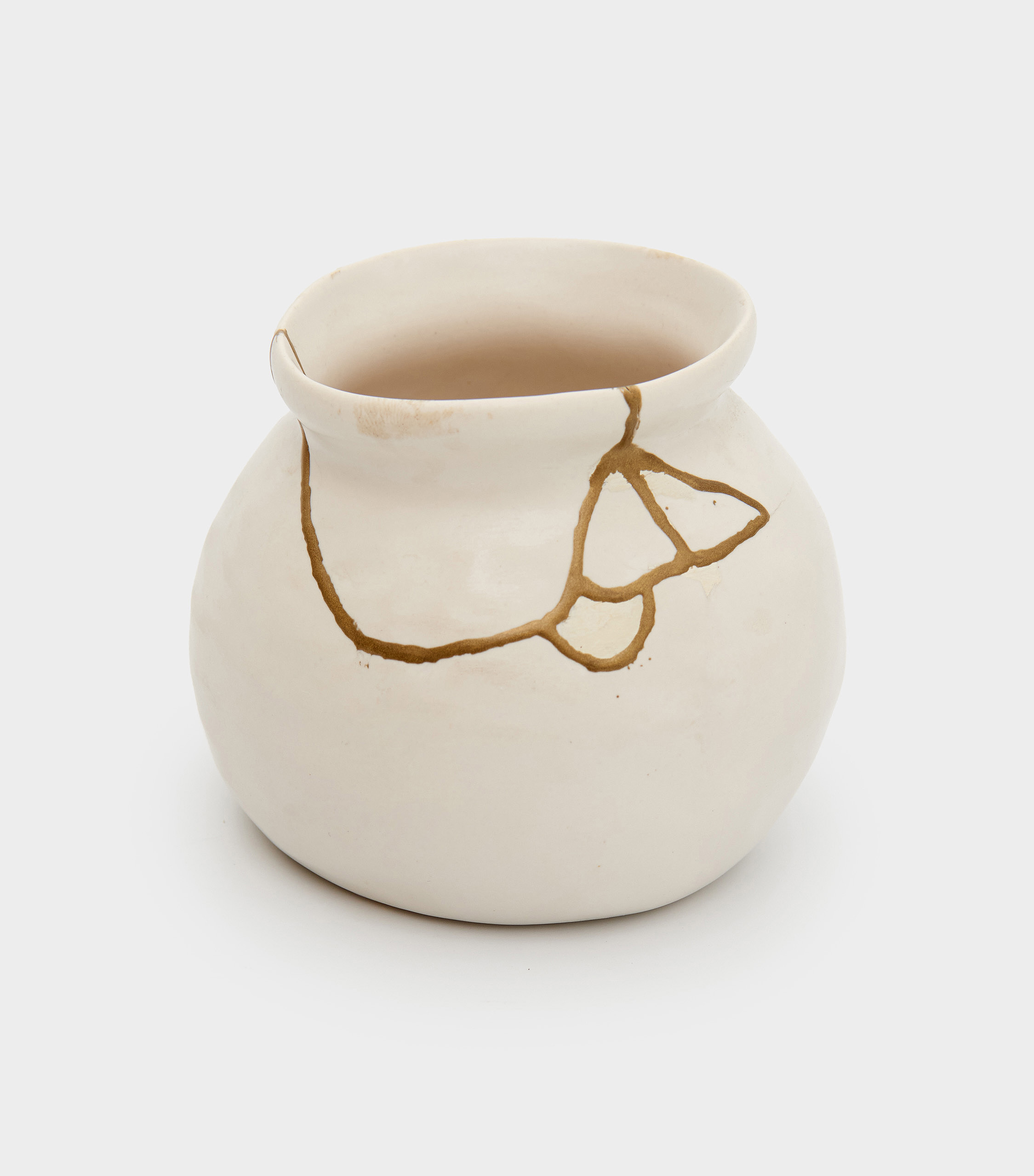 VASO ORGANICO CERÂMICA CRU DOURADO