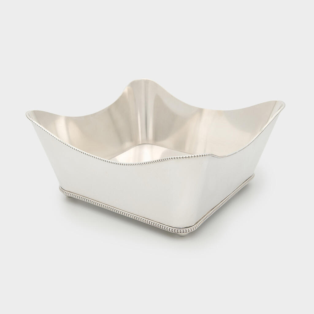 CENTRO DE MESA QUADRADO PRATA PEROLA