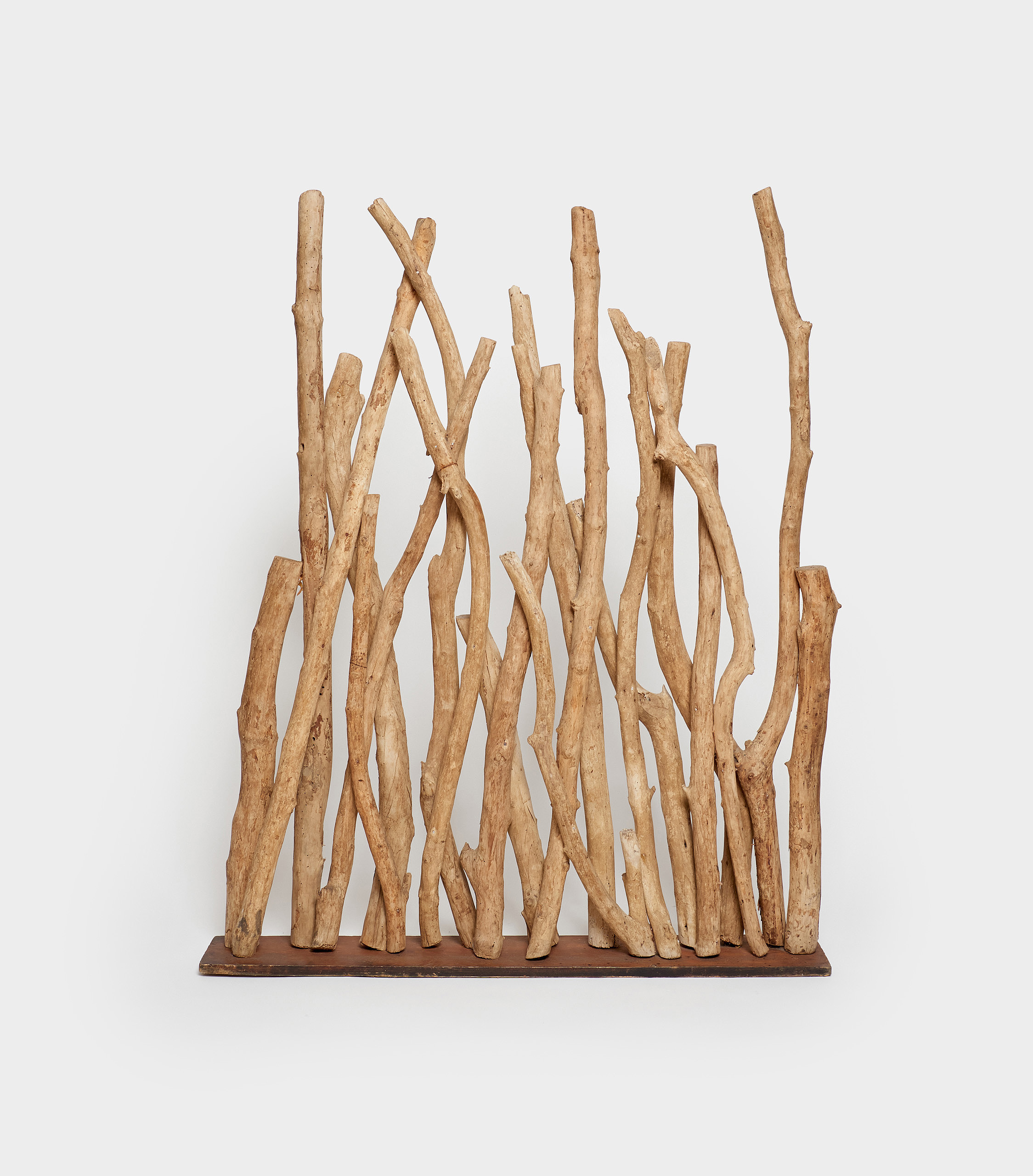 ESCULTURA TRONCO ENTRELAÇADO GIGANTE