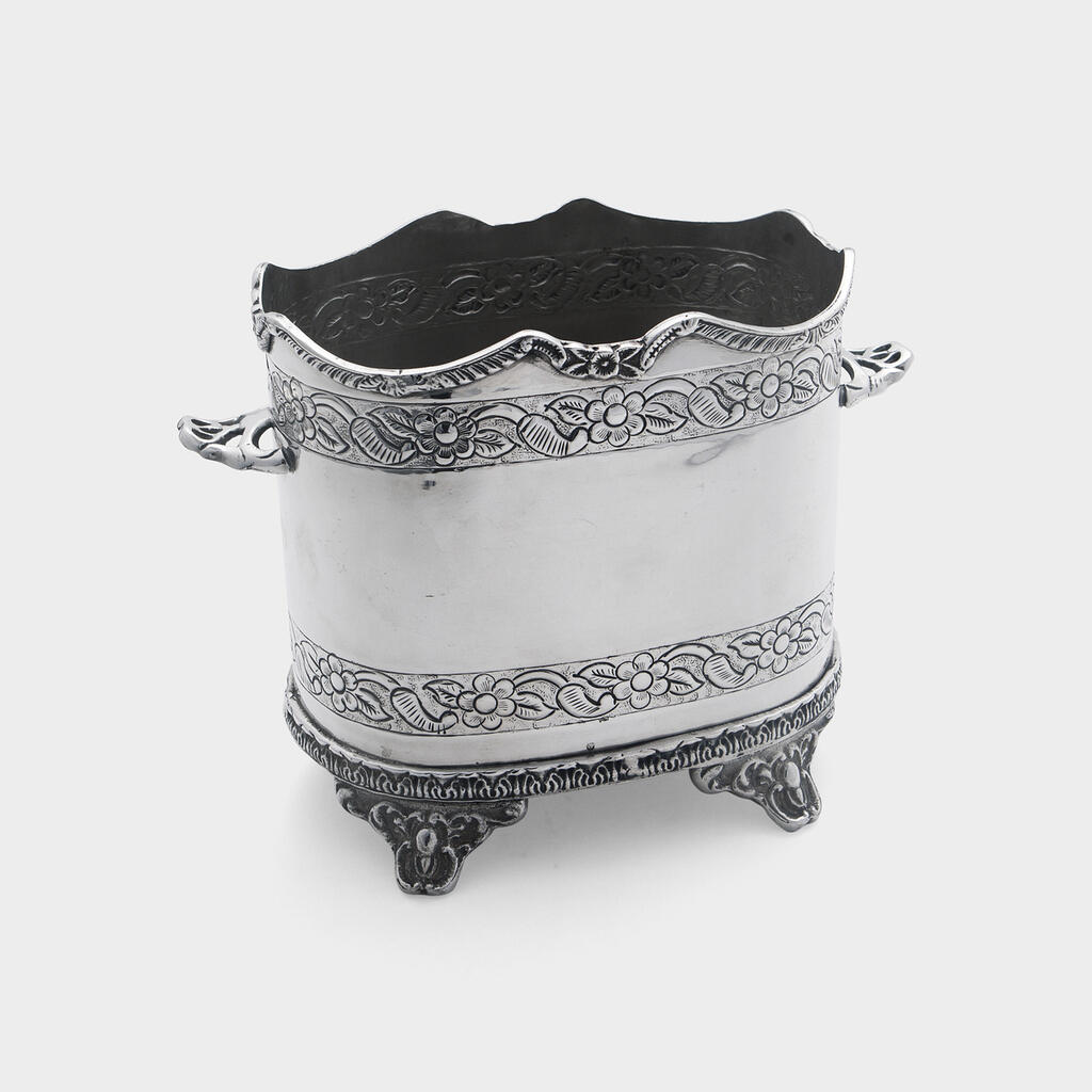 BALDE OVAL PRATA TRABALHADO