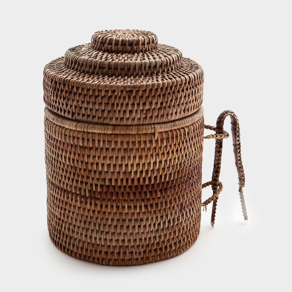 BALDE VIME COM PEGADOR