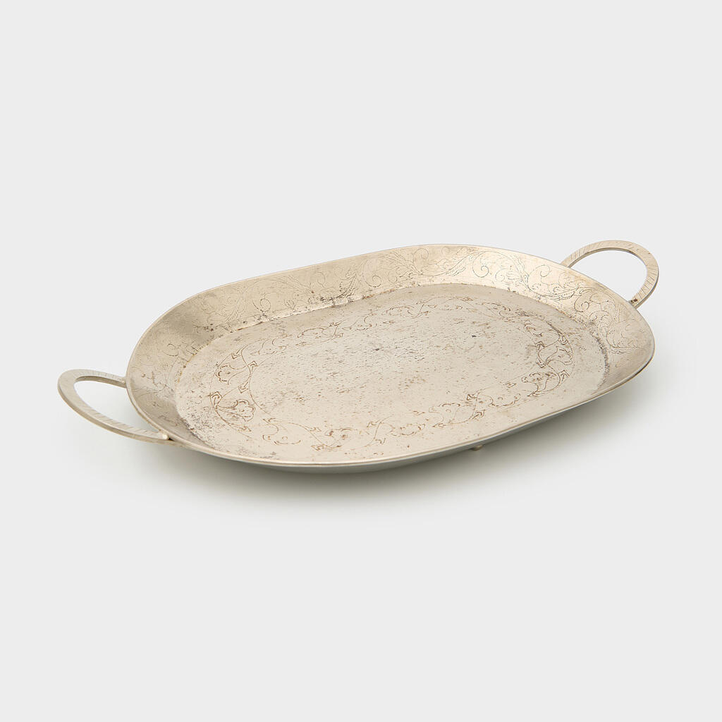 BANDEJA OVAL ALPACA TRABALHADA COM ALÇA