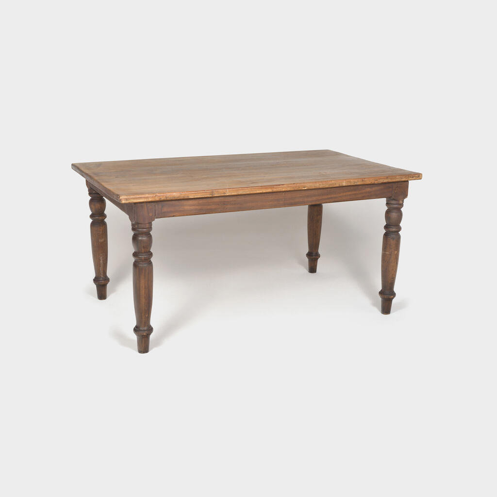 MESA LUSTRADA PÉ TORNEADO