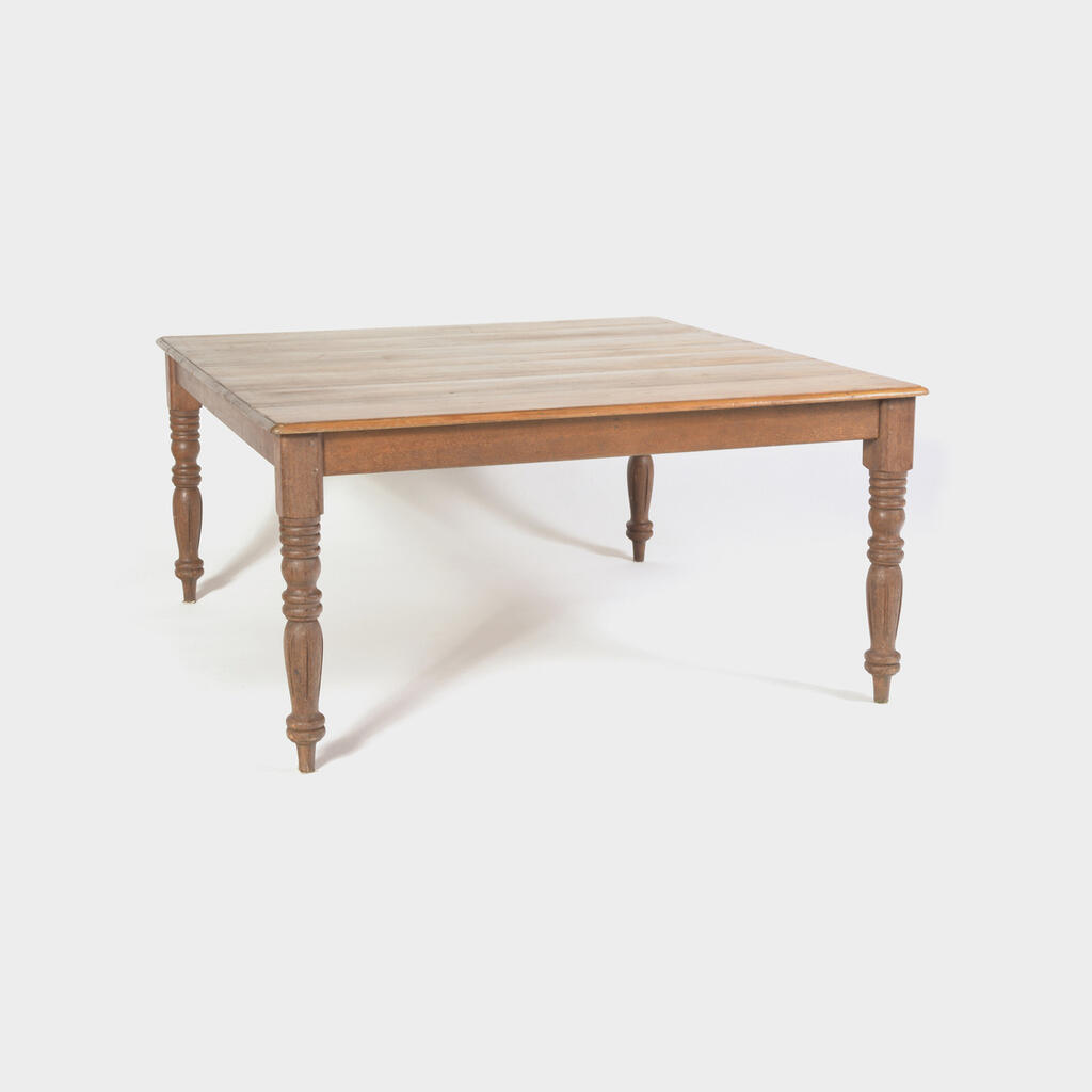 MESA QUADRADO PÉ TORNEADO