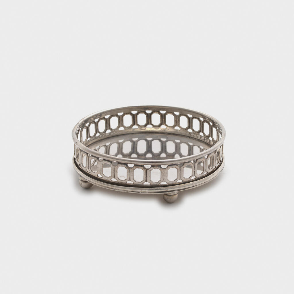 BANDEJA REDONDA ESTANHO GRADE COM PÉ