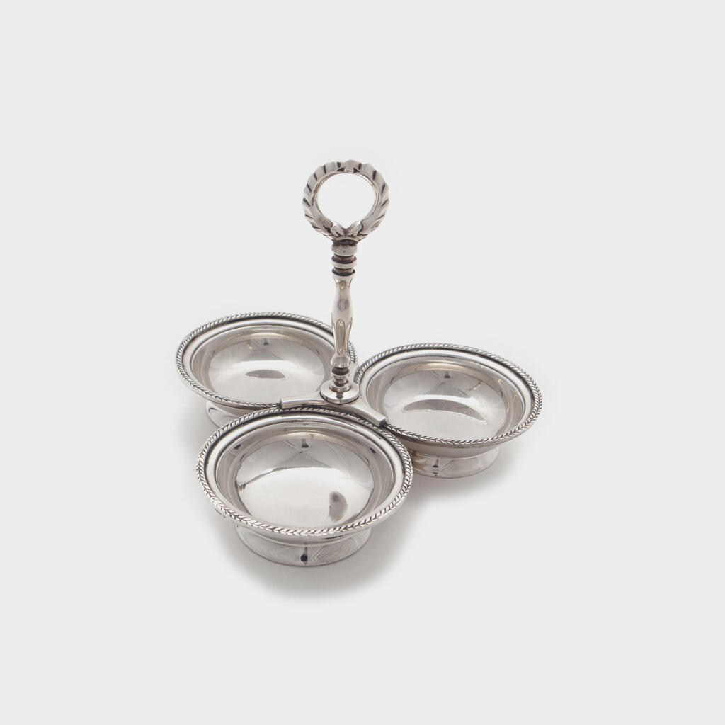 PETISQUEIRA PRATA TRIO FOLINHAS