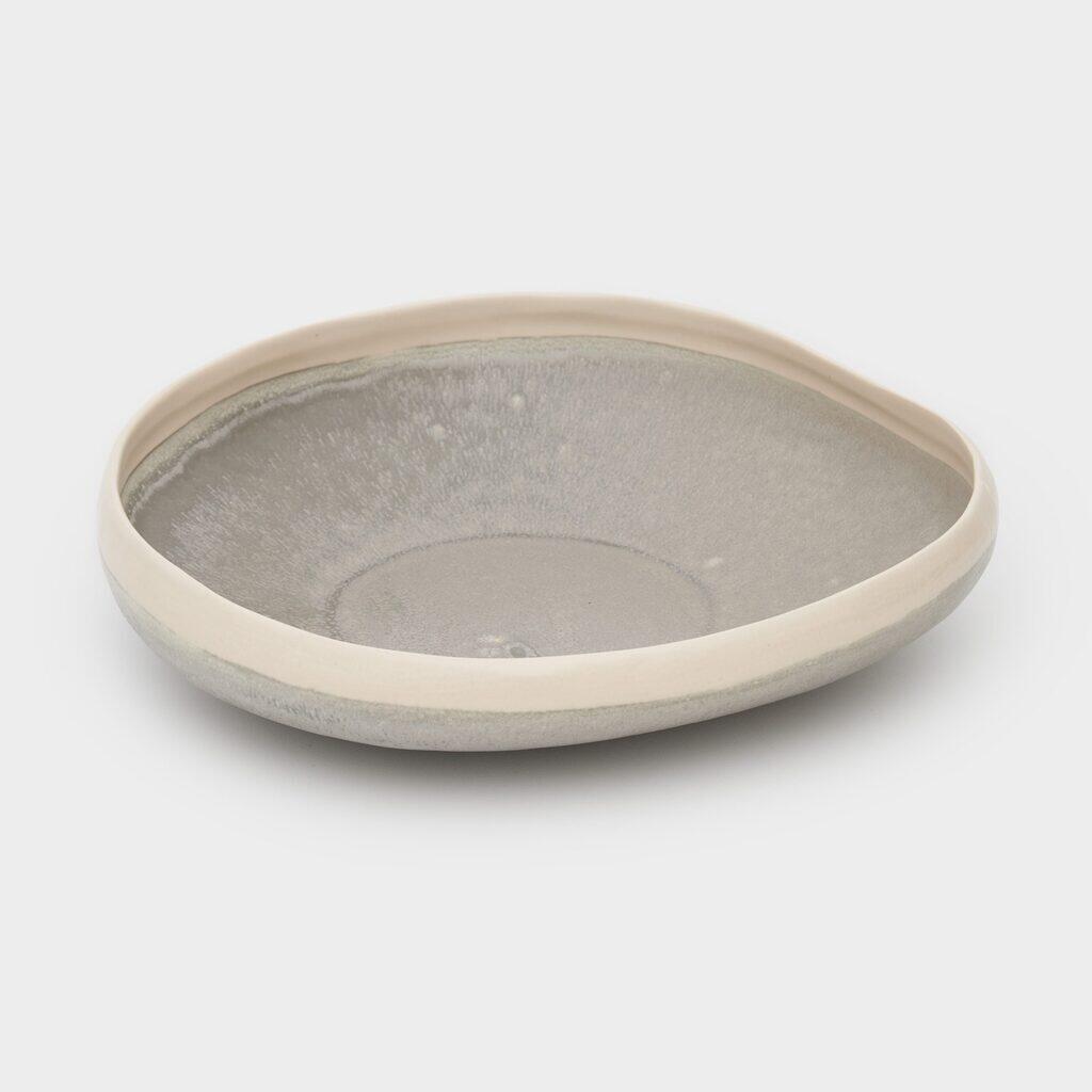 SALADEIRA ORGÂNICA CERÂMICA CINZA FAIXA CRU