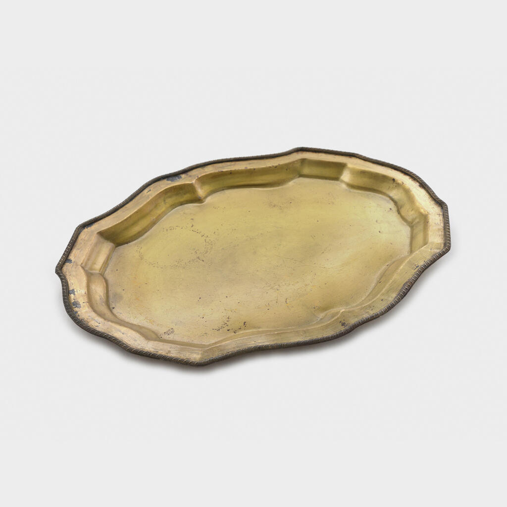 BANDEJA OVAL LATÃO ENVELHECIDO