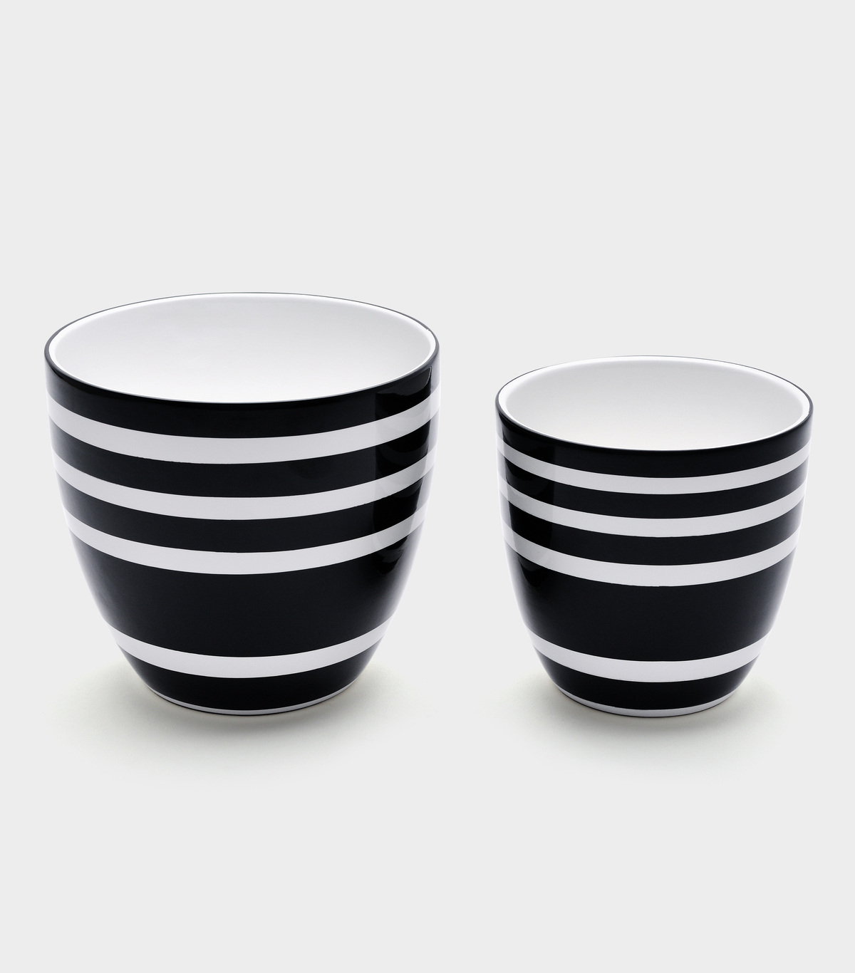 CACHEPOT REDONDO CERÂMICA LISTRA PRETO BRANCO