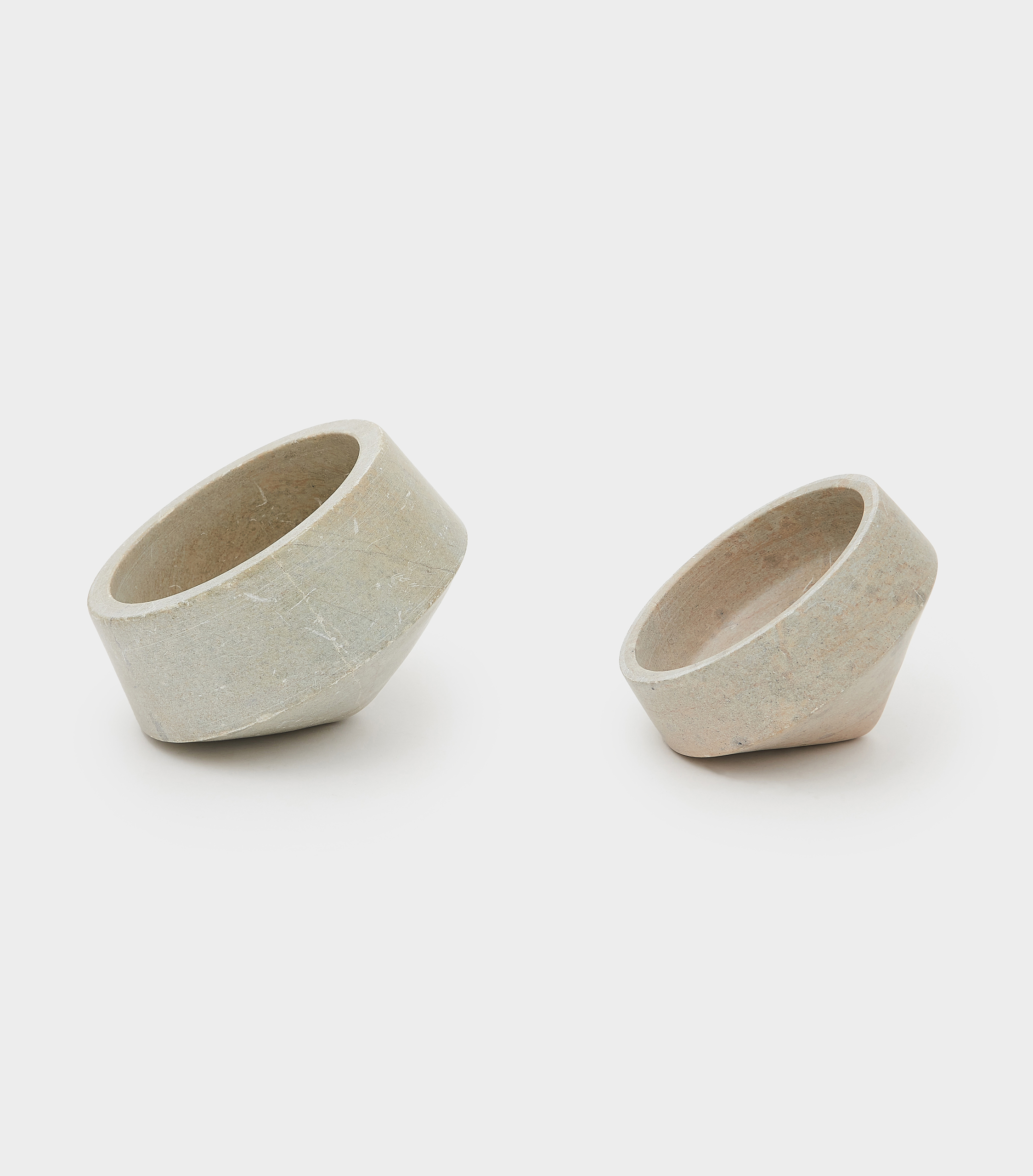 BOWL PEDRA SABÃO AREIA PEÃO