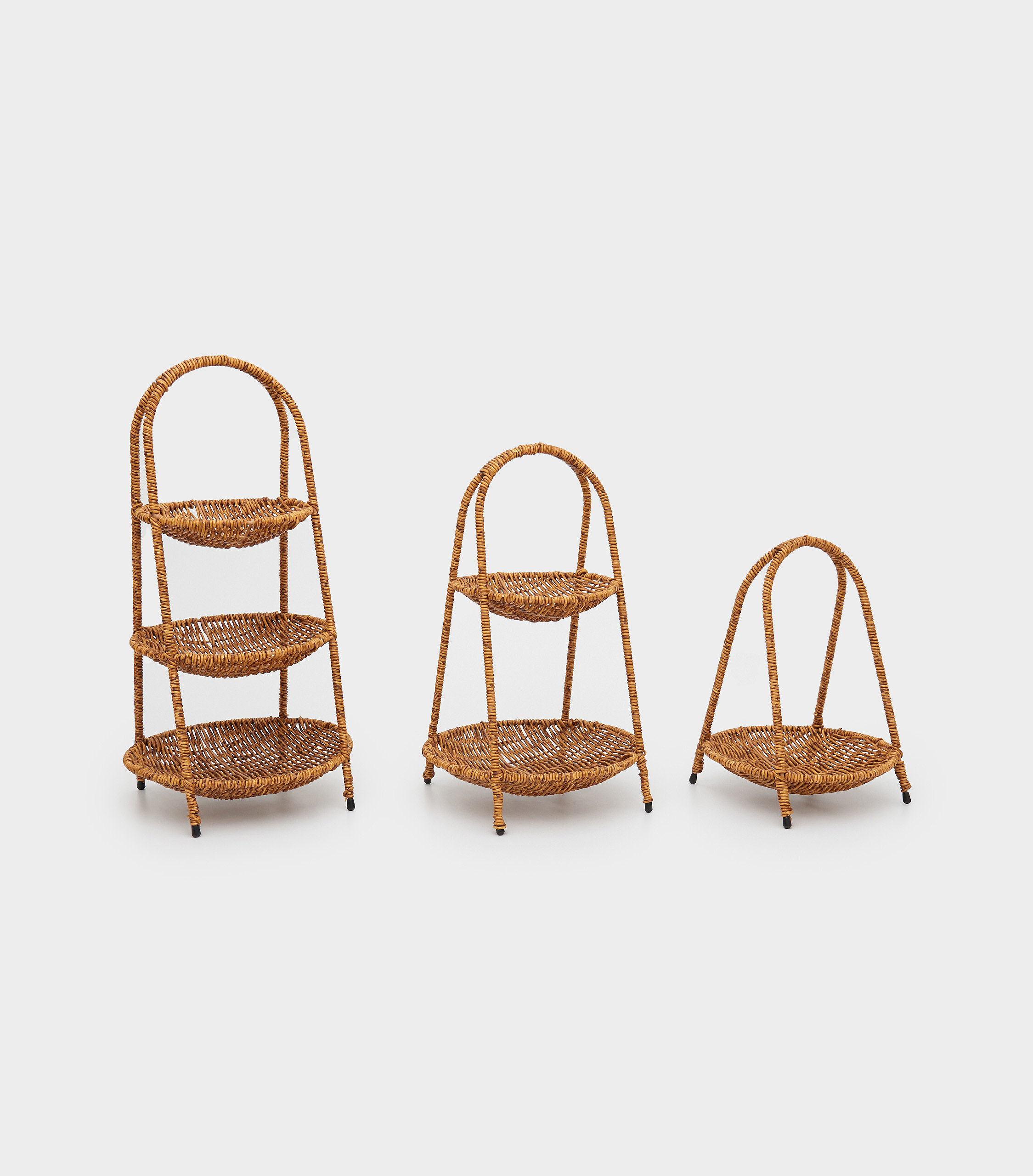 BOLEIRA REDONDA RATTAN TRÊS ANDARES